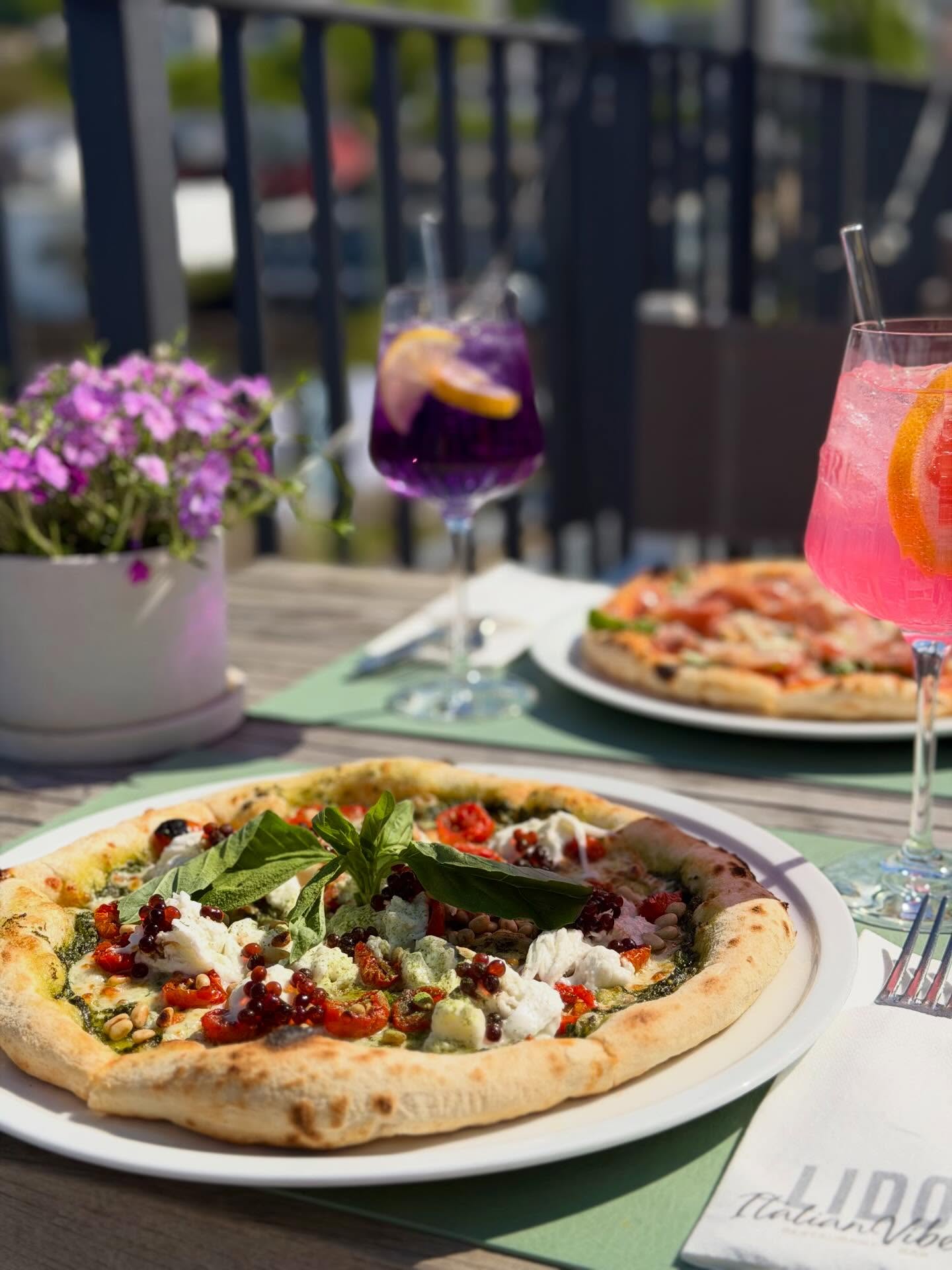 Die Antwort ist: Pizza.🍕  #paparhein #pizza #lido #wennrausdannrhein