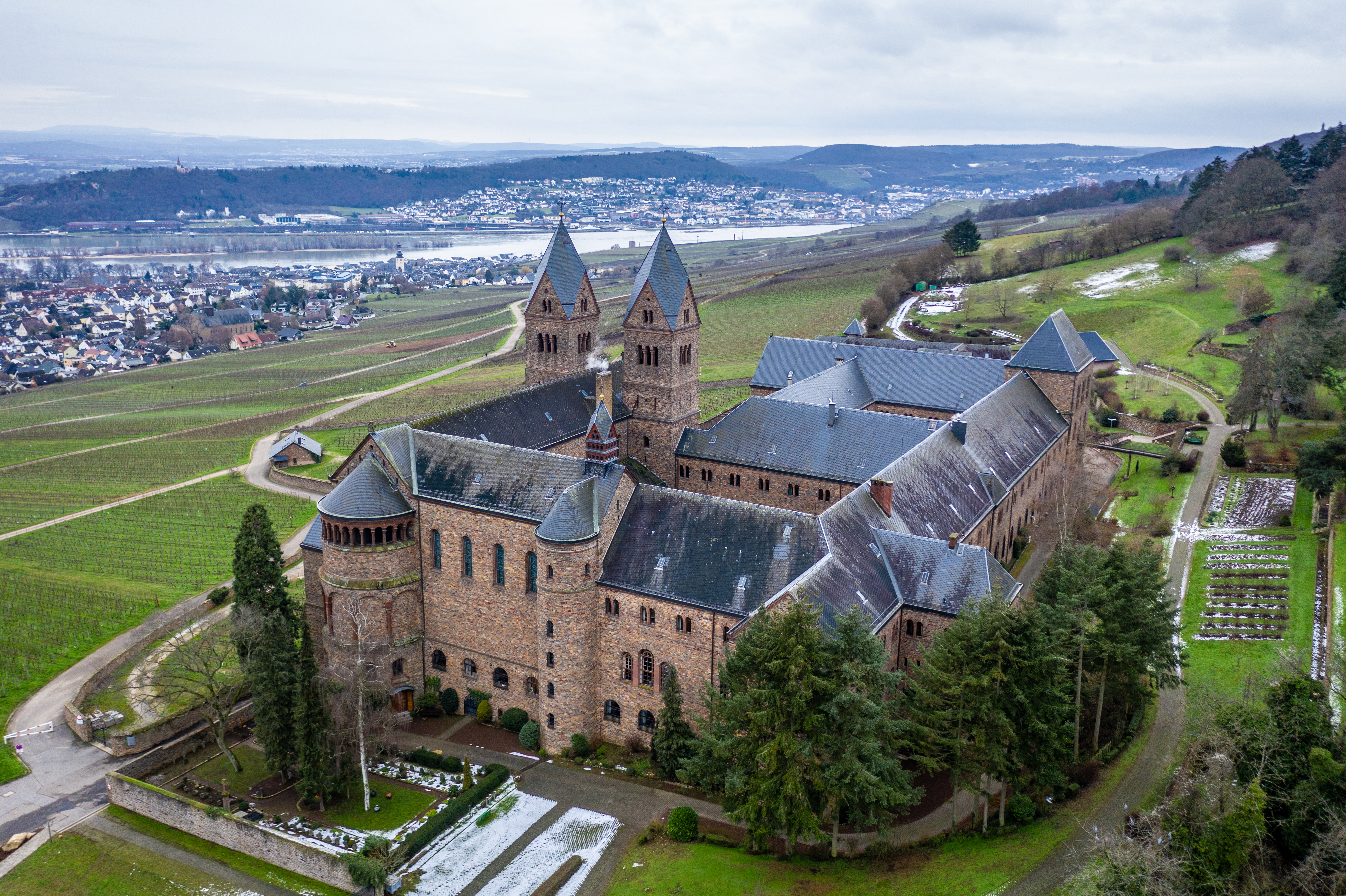 Papa Rhein-2021-206-Abtei Sankt Hildegard.jpg
