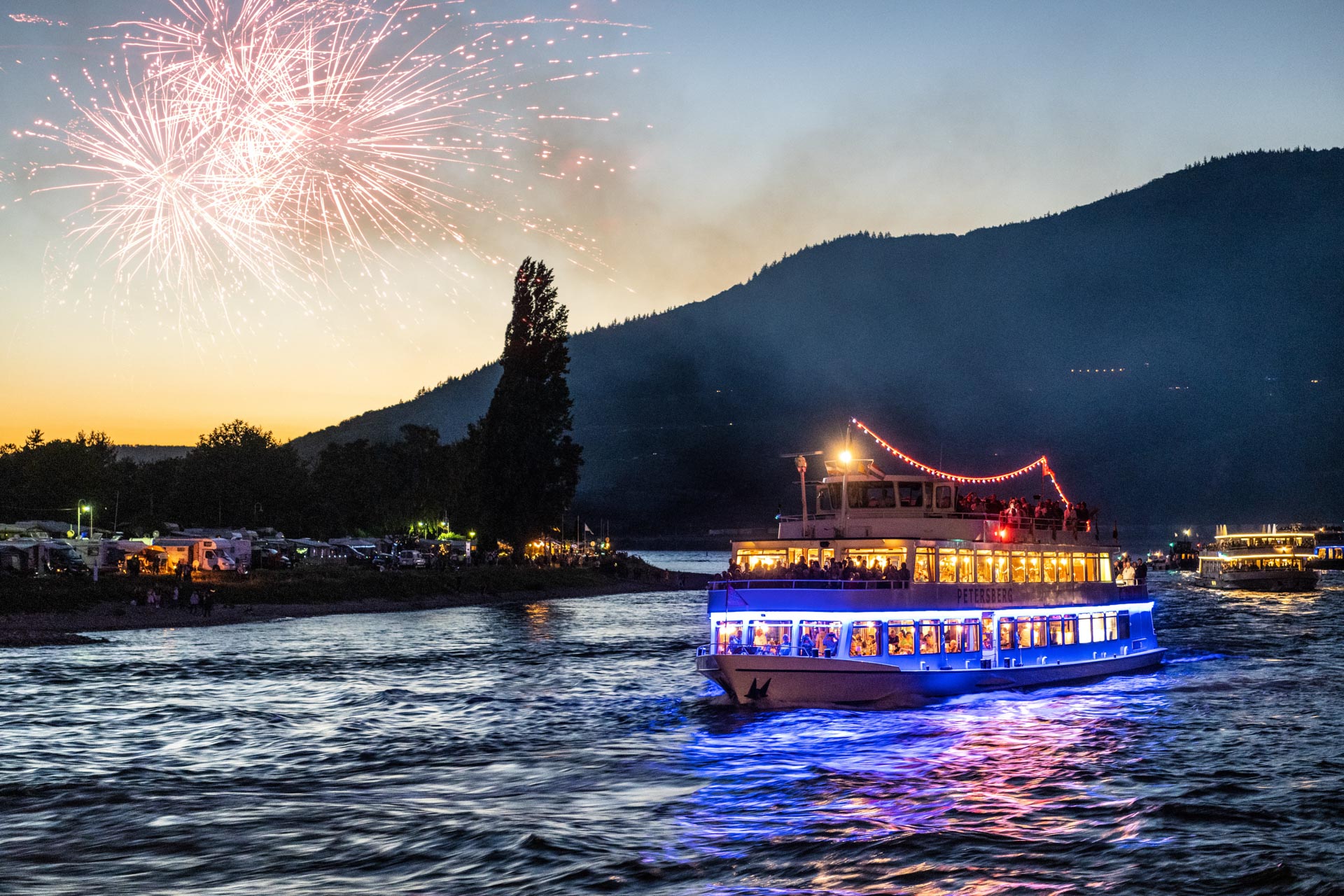 Rhein in Flammen