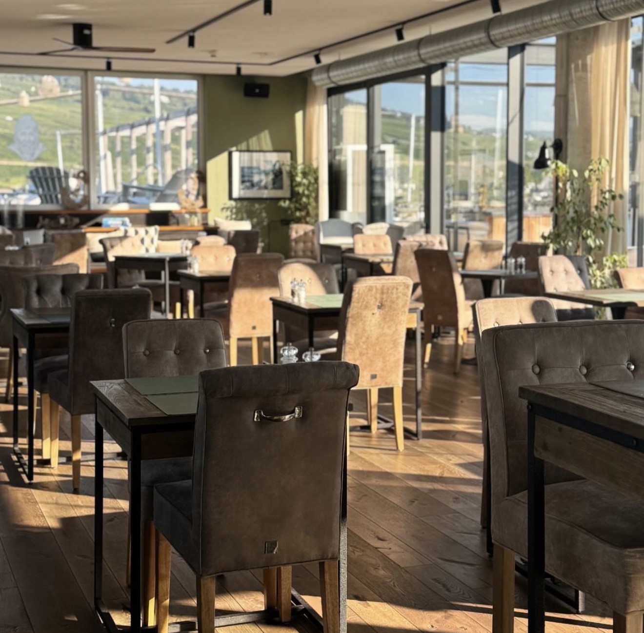LIDO RESTAURANT.jpeg